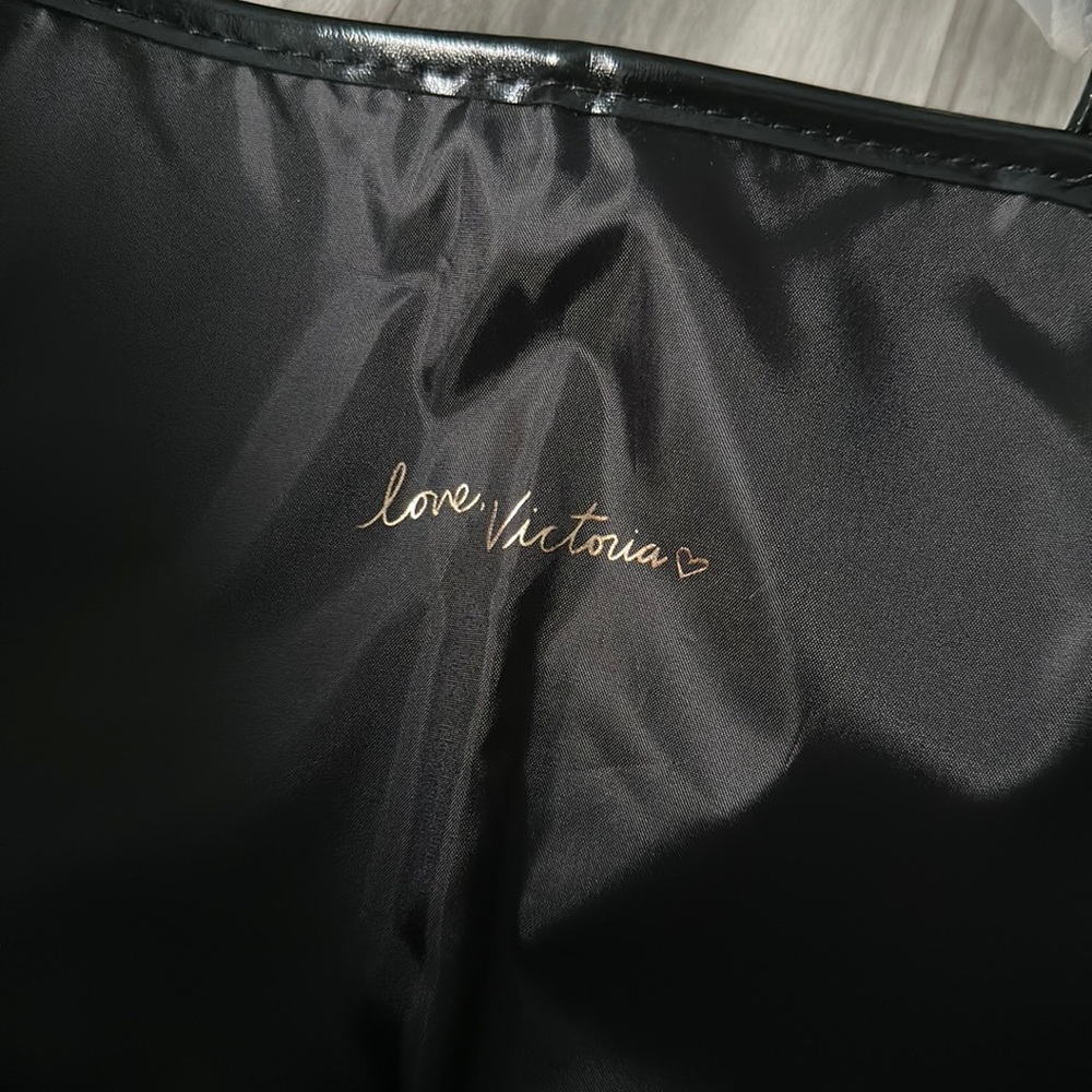 Sequin Victoria’s Secret Black Tote - Picture 4 of 4
